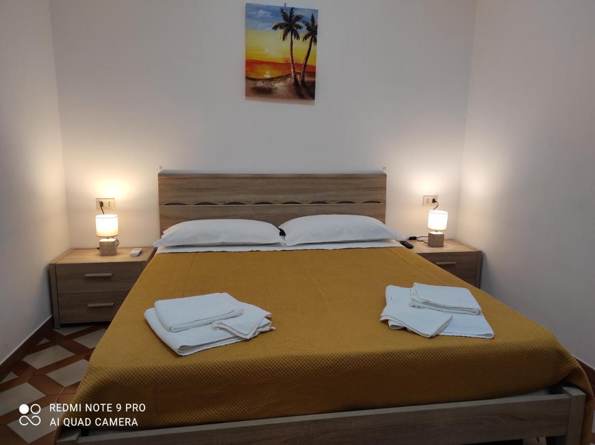 Avola Holidays Bagian luar foto