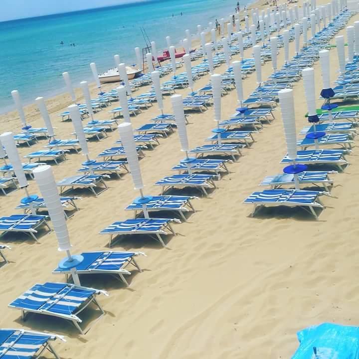 Avola Holidays Bagian luar foto